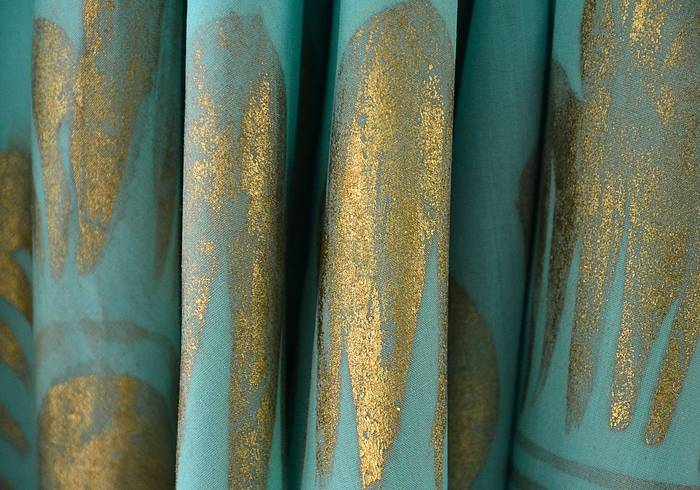 Spinn das Stroh deiner Brüche und Umbrüche in das feinste, unzerstörbare Gold deiner Zukunft. Spinn das Stroh deiner Brüche und Umbrüche in das feinste, unzerstörbare Gold deiner Zukunft.