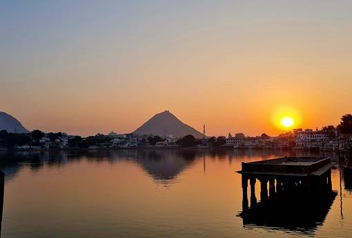 Von Rajasthan zum Himalaya - Pushkar, Jaipur, Rishikesh Von Rajasthan zum Himalaya - Pushkar, Jaipur, Rishikesh