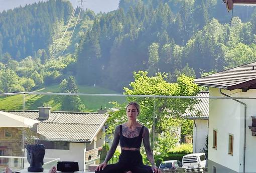 5 TAGE | Yoga Retreat mit Pia-Maria Klinger, Kaprun, Österreich 5 TAGE | Yoga Retreat mit Pia-Maria Klinger, Kaprun, Österreich