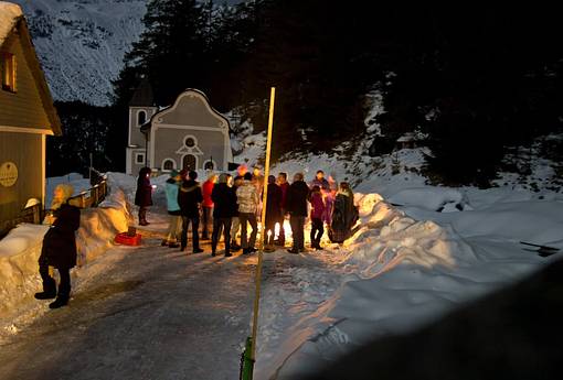 Neujahrs Retreat – Neubeginn mit Kraft & Stille – Yoga, Meditation & Selbstreflexion Neujahrs Retreat – Neubeginn mit Kraft & Stille – Yoga, Meditation & Selbstreflexion