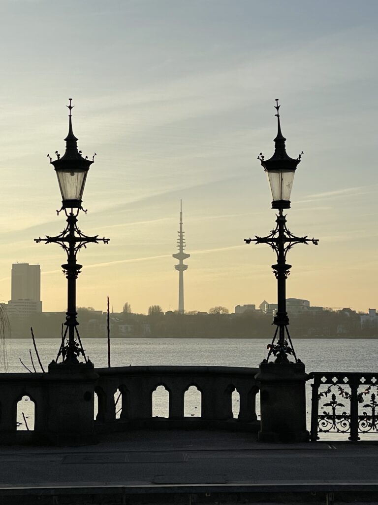 Wochenende Yoga Retreat im Herzen Hamburgs, Location direkt an der Alster
