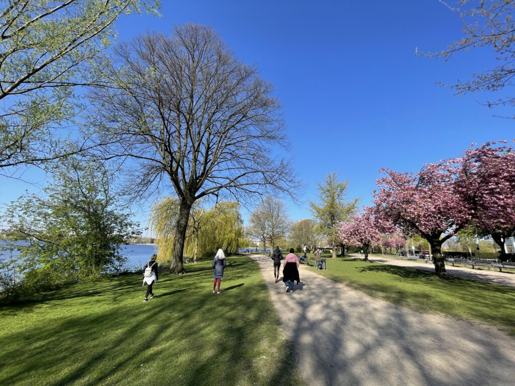 Wochenende Yoga Retreat im Herzen Hamburgs, Location direkt an der Alster