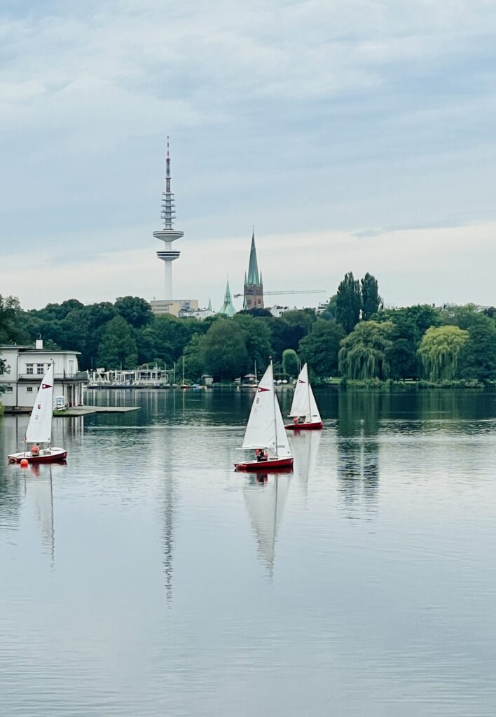 Wochenende Yoga Retreat im Herzen Hamburgs, Location direkt an der Alster