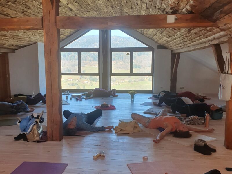 4 Tage Yoga Wochenende in zauberhaftem Vogesenhof, Region Schwarzwald - Elsass