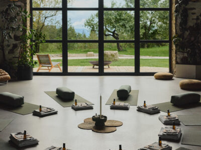 SLOW POWER YOGA | decelerate, harvest & grow