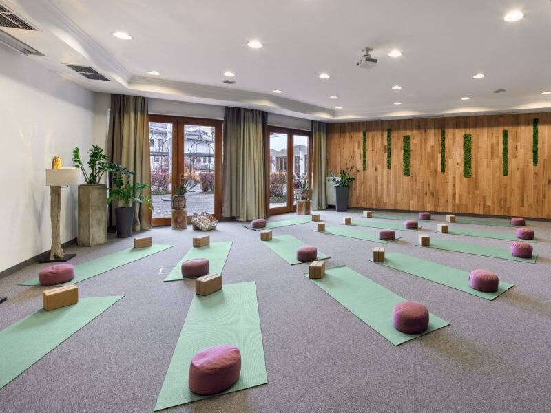 YOGA Retreats im Das Alpenhaus Kaprun, Salzburger Land