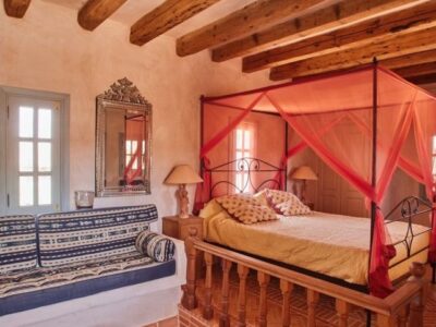 H E R Z L E U C H T E N ∼ Aus Deiner Fülle leben ∼ EXKLUSIVES VERWÖHNRETREAT FÜR FRAUEN AUF FUERTEVENTURA