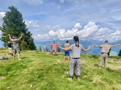 BERG-RETREAT Zillertal 1800m | Qigong, Meditation, Klang & Wandern | GROUNDED IN LOVING PRESENCE