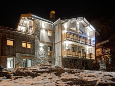 Schnee und Wellness Retreat im Luxus Chalet -ästhetischer Höhepunkt des Jahres