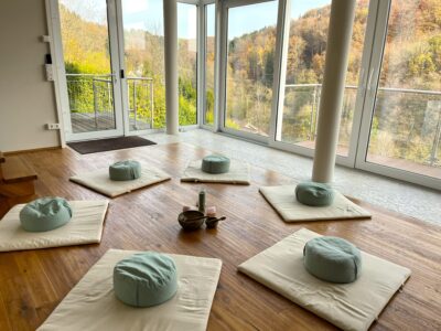 Fühle Verbundenheit - Dein Frauen-Retreat in der Eifel