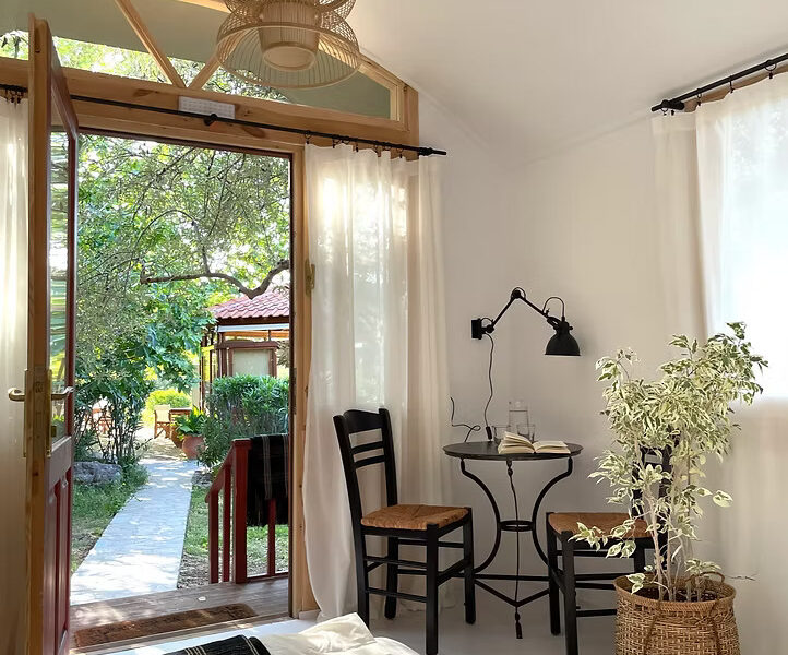 MEER. STIMME. WANDLUNG. Gesangsretreat für Frauen auf Lesbos | Deine Stimme als Weg zu Ausdruck, Wahrheit & Selbstführung | 22. bis 29. August 2026