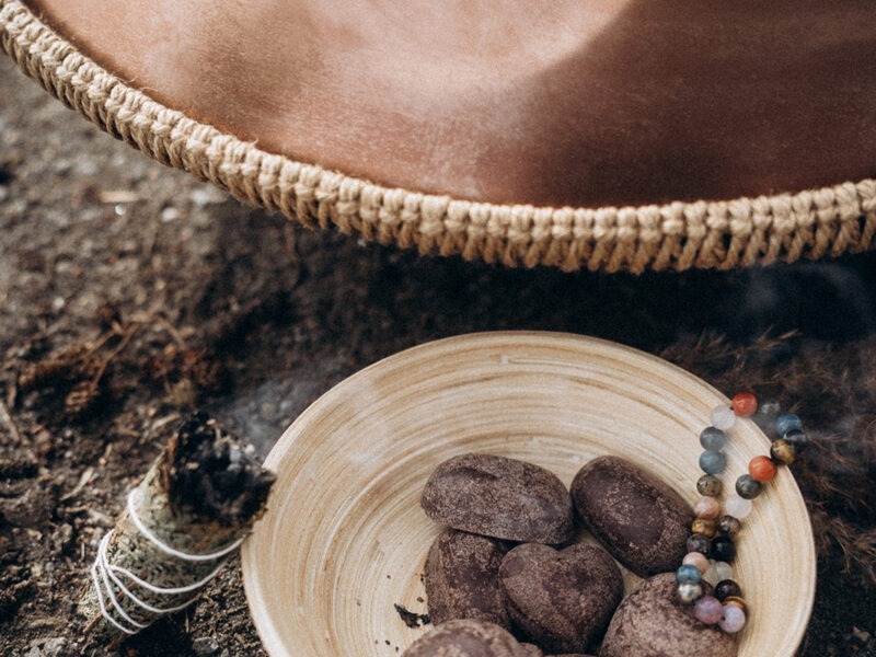 Mit professioneller Seelenarbeit zurück zum Sein! Erfahre 5 Tage intensive Innenschau mithilfe von Psychedelika und Tiefenhypnose.