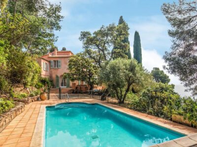 Auf den Spuren erwachter Weiblichkeit - Frauenretreat in Südfrankreich vom 06.-13.06.2026