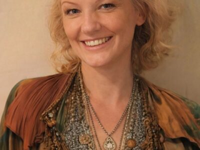 MEER. STIMME. WANDLUNG. Gesangsretreat für Frauen auf Lesbos | Deine Stimme als Weg zu Ausdruck, Wahrheit & Selbstführung | 22. bis 29. August 2026