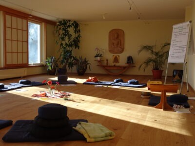 Bewusst und erfüllt leben – sich wirklich begegnen mit Petra Porath @ Intersein-Zentrum, Bayerischer Wald
